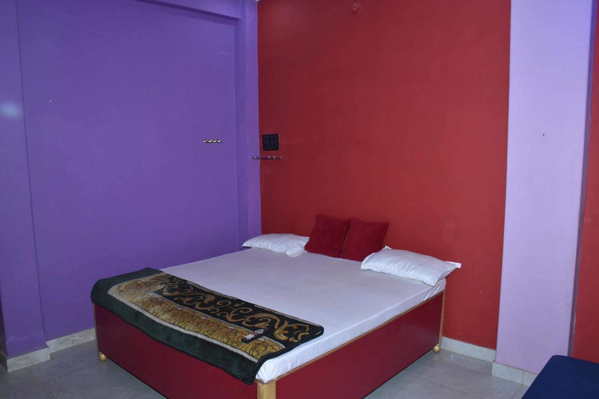 Hotel Veda'S Grand P.G Waranasi Zewnętrze zdjęcie